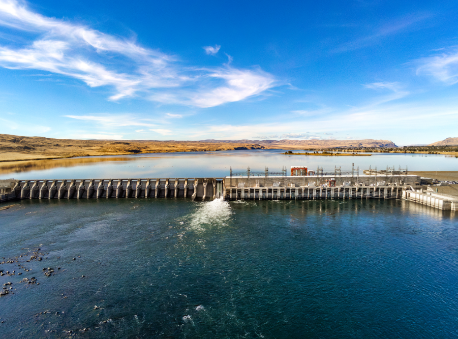 Priest_Rapids_Dam.jpeg